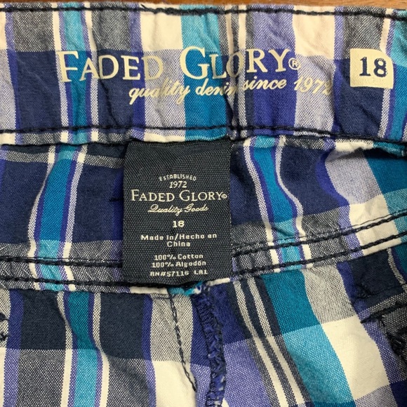 Faded Glory Plaid Button Boyfriend Shorts - Picture 3 of 4